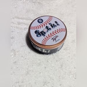 Spot It! MLB Detroit Tigers Edition Card Game – Complete Set in Tin
